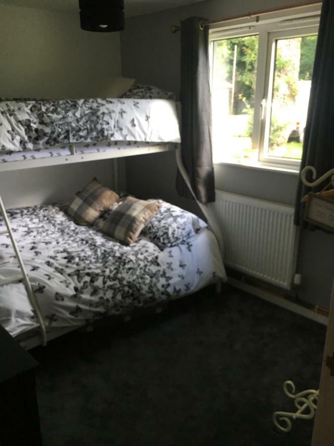 Scarlett Cabin Glan Gwna Caernarfon Exterior foto